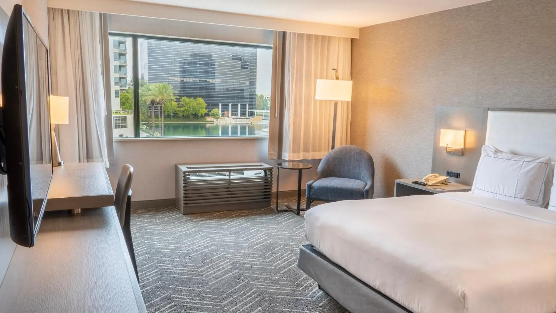 Orange County Hotel 圣安娜